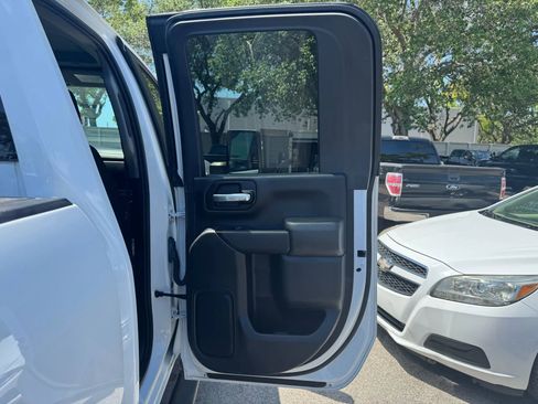 Used 2020 Chevrolet Silverado 2500 W/T w/ WT Convenience Package image 11