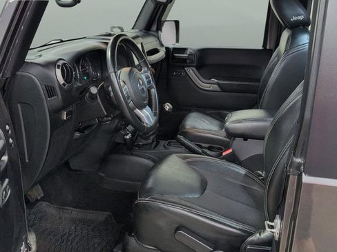 Used 2016 Jeep Wrangler Sport AWD/4WD image 8