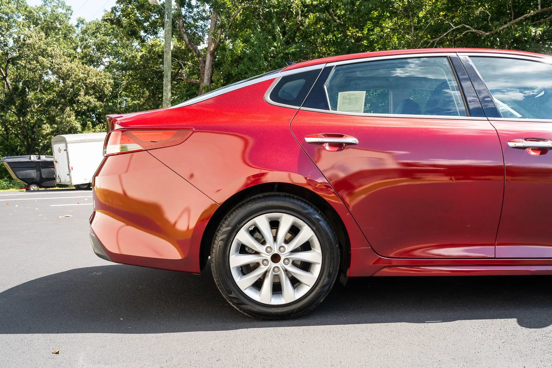 Used 2018 Kia Optima S w/ Panoramic Sunroof Package FWD image 9