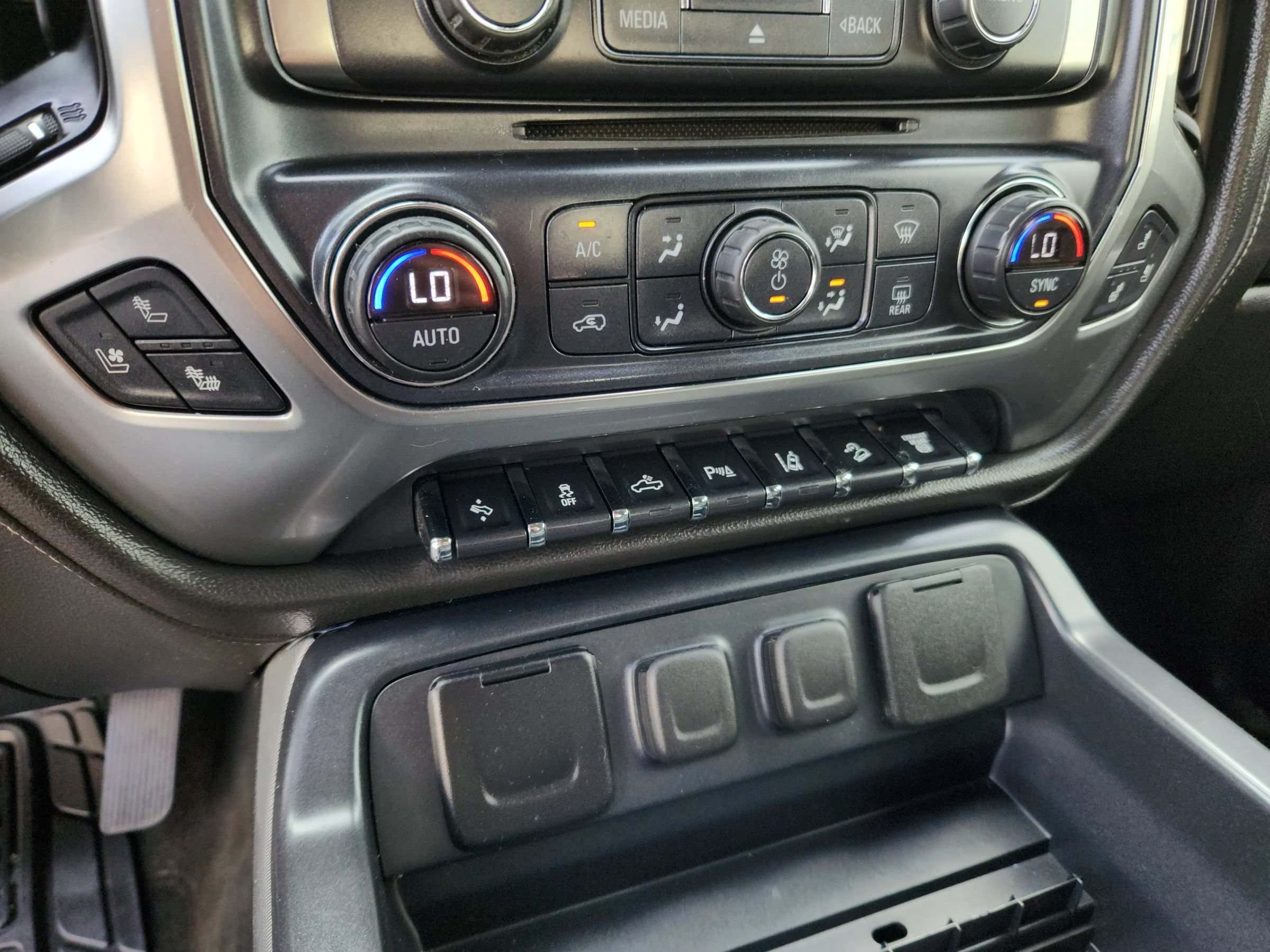 Used 2016 Chevrolet Silverado 2500 LTZ w/ Duramax Plus Package AWD/4WD image 14