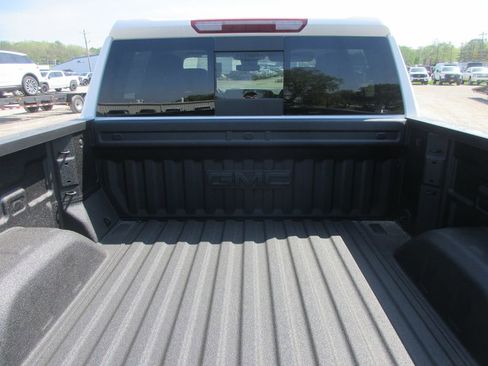 New 2026 GMC Sierra 1500 Elevation w/ Elevation Premium Package AWD/4WD image 6
