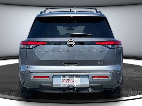 New 2026 Nissan Pathfinder SL FWD image 4