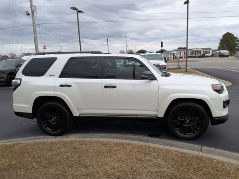 Used 2021 Toyota 4Runner Nightshade image 4