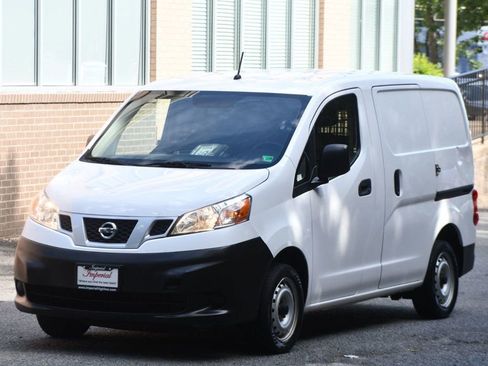 Used 2019 Nissan NV200 S w/ Back Door Glass Package image 3