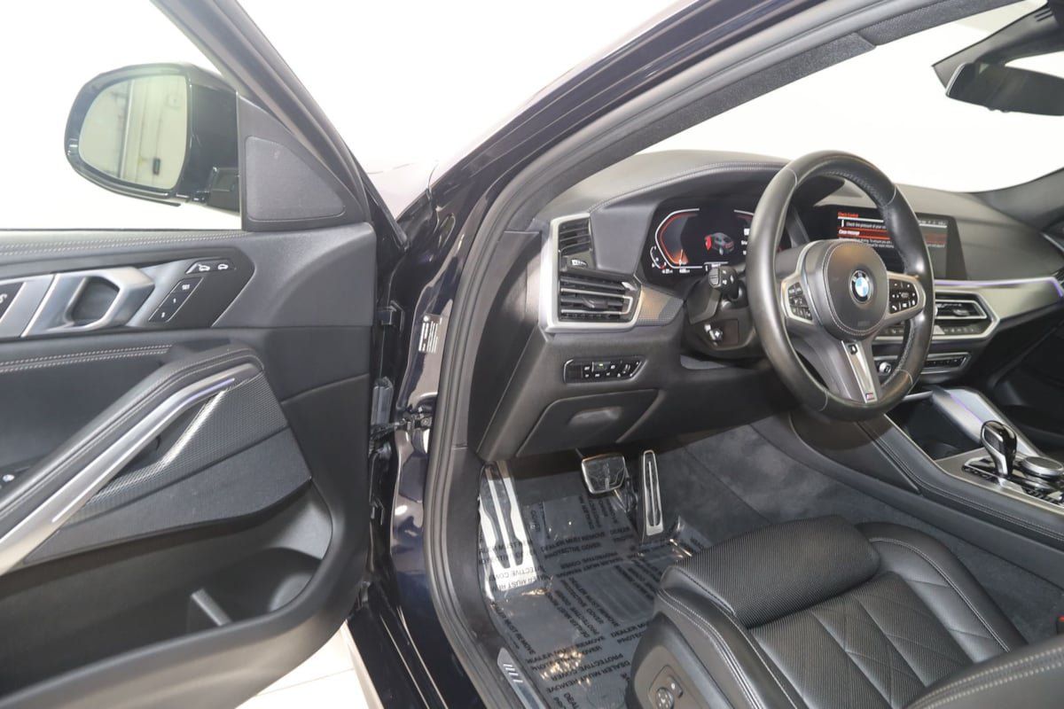 Used 2023 BMW X6 xDrive40i w/ M Sport Package AWD/4WD image 52