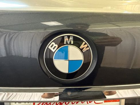 Used 2019 BMW 740i w/ Executive Package RWD image 10