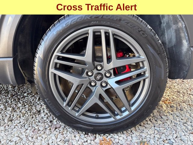 Used 2026 Ford Explorer ST-Line w/ ST-Line Street Pack AWD/4WD image 10