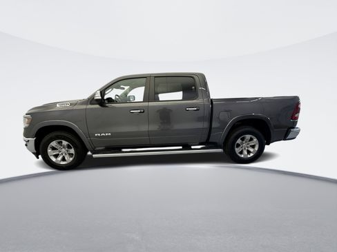 Used 2022 RAM 1500 Laramie AWD/4WD image 2