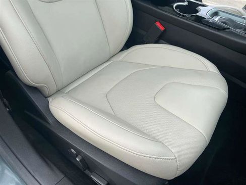 Used 2016 Ford Fusion Titanium image 31