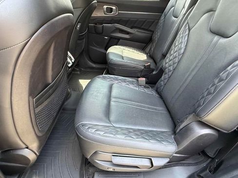 Used 2022 Kia Sorento SX Prestige AWD/4WD image 17