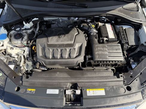 Used 2023 Volkswagen Tiguan SEL R-Line AWD/4WD image 31