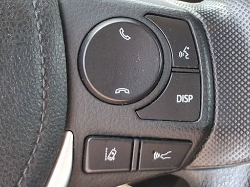 Used 2018 Toyota Corolla LE image 22