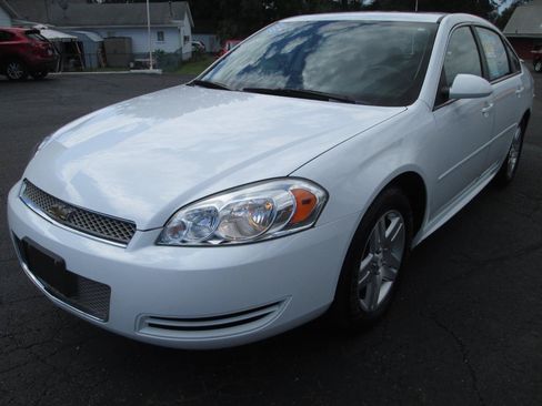 Used 2012 Chevrolet Impala LT w/ LT Sunroof Package FWD image 12