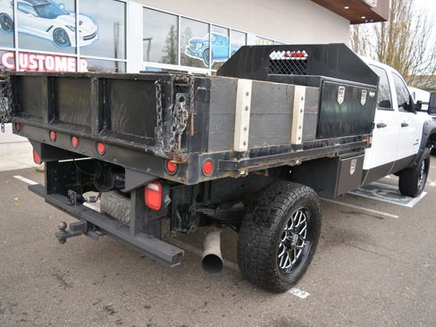 Used 2010 GMC Sierra 3500 SLE image 9