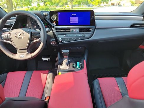 New 2025 Lexus ES 350 F Sport image 9