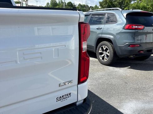 Used 2019 Chevrolet Silverado 1500 LTZ w/ LTZ Plus Package AWD/4WD image 11