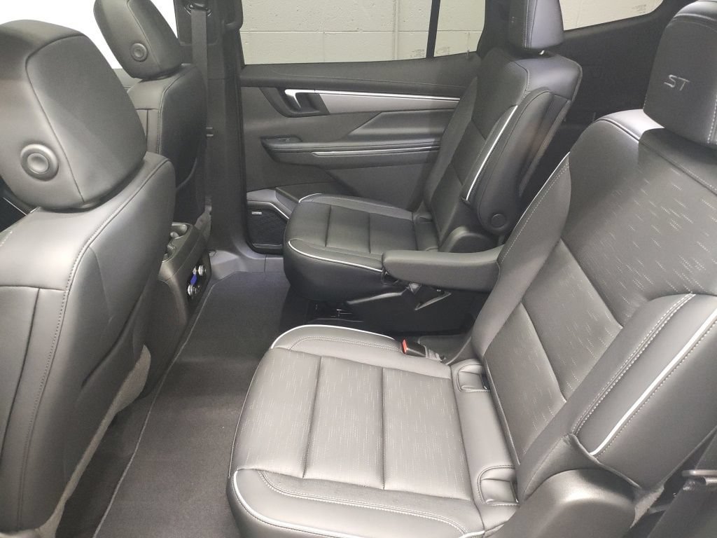 New 2026 Buick Enclave Sport Touring w/ Power Package FWD image 27