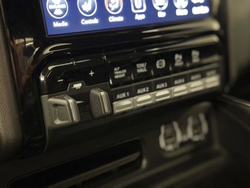 Used 2020 RAM 3500 Laramie image 56