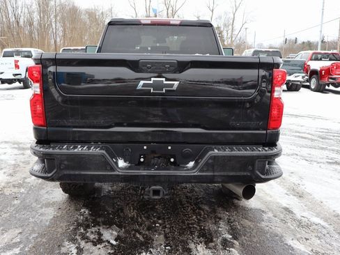 Used 2024 Chevrolet Silverado 2500 Custom w/ Custom Value Package image 26