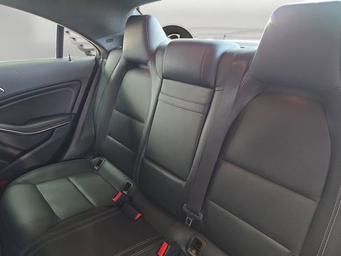 Used 2019 Mercedes-Benz CLA 250 image 23