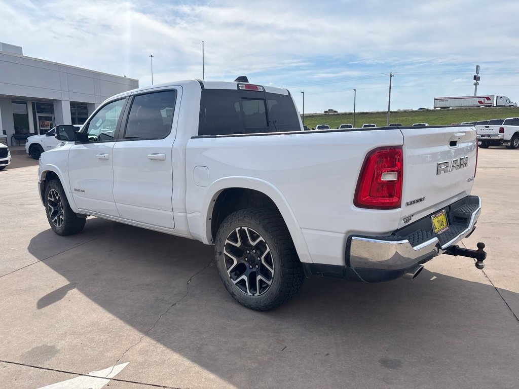 Used 2025 RAM 1500 Laramie AWD/4WD image 5