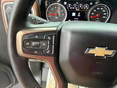 Used 2023 Chevrolet Silverado 2500 High Country AWD/4WD image 13