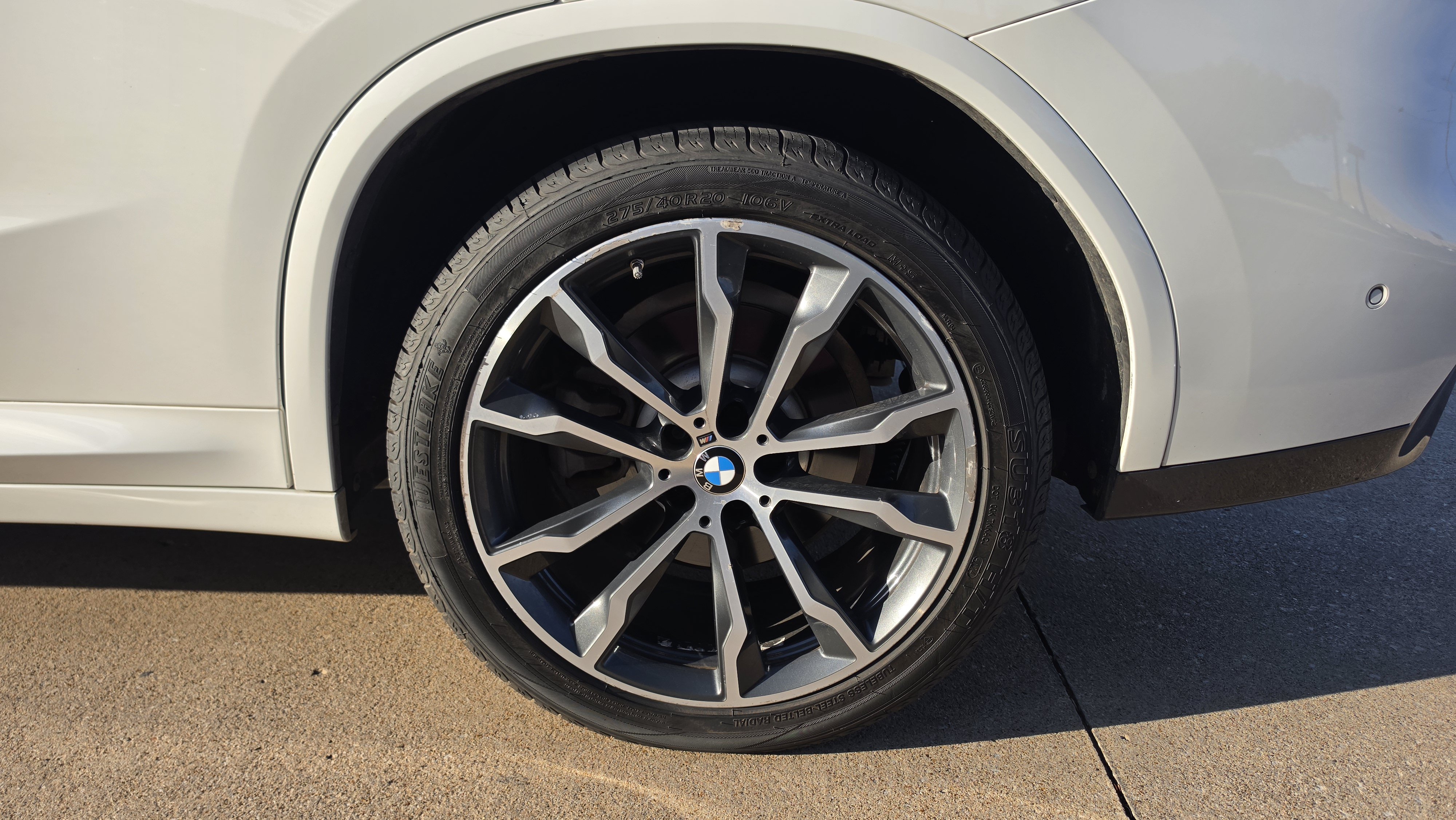 Used 2019 BMW X4 xDrive30i w/ Executive Package AWD/4WD image 14
