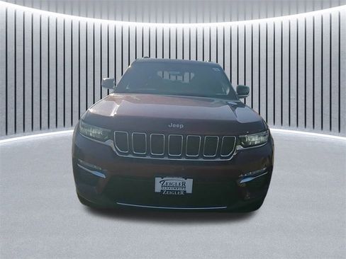 New 2025 Jeep Grand Cherokee Limited w/ MOPAR Finishing Package image 8