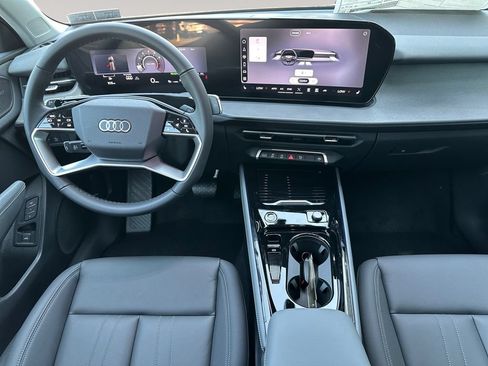 New 2026 Audi Q3 quattro 2.0T AWD/4WD image 10