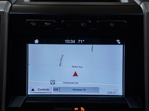 Used 2019 Ford F150 Lariat w/ Equipment Group 502A Luxury image 31