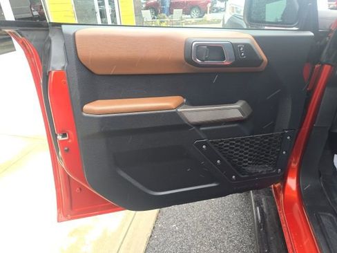Used 2023 Ford Bronco Outer Banks image 10