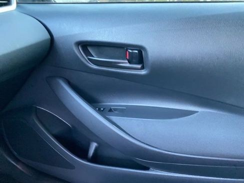 Used 2023 Toyota Corolla LE image 30