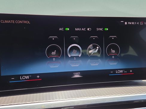 Certified 2024 BMW 440i xDrive Coupe w/ Premium Package AWD/4WD image 28