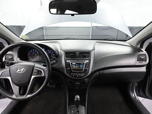 Used 2017 Hyundai Accent SE image 22