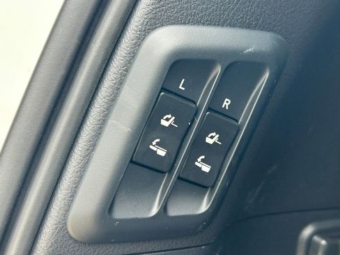 Used 2023 Lexus GX 460 Luxury w/ Sport Design Package AWD/4WD image 16