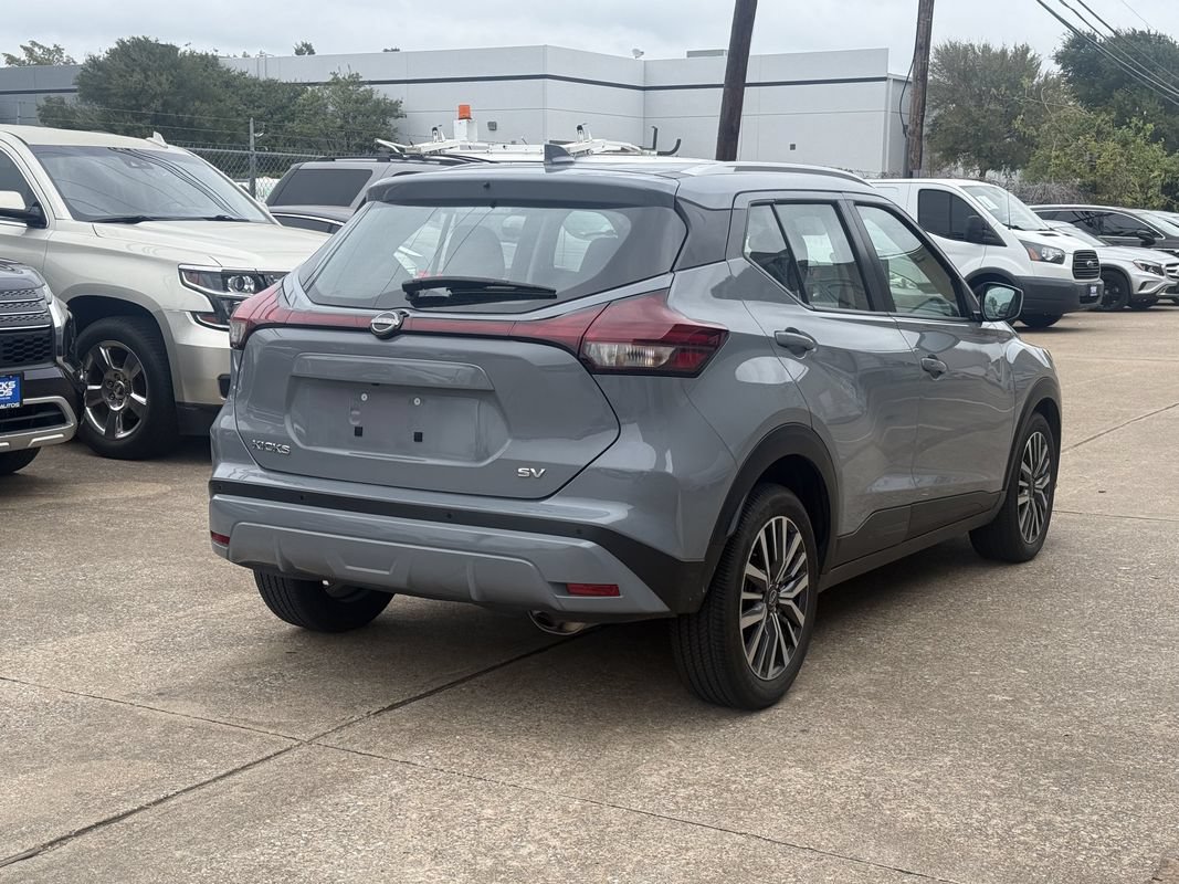 Used 2024 Nissan Kicks SV FWD image 6