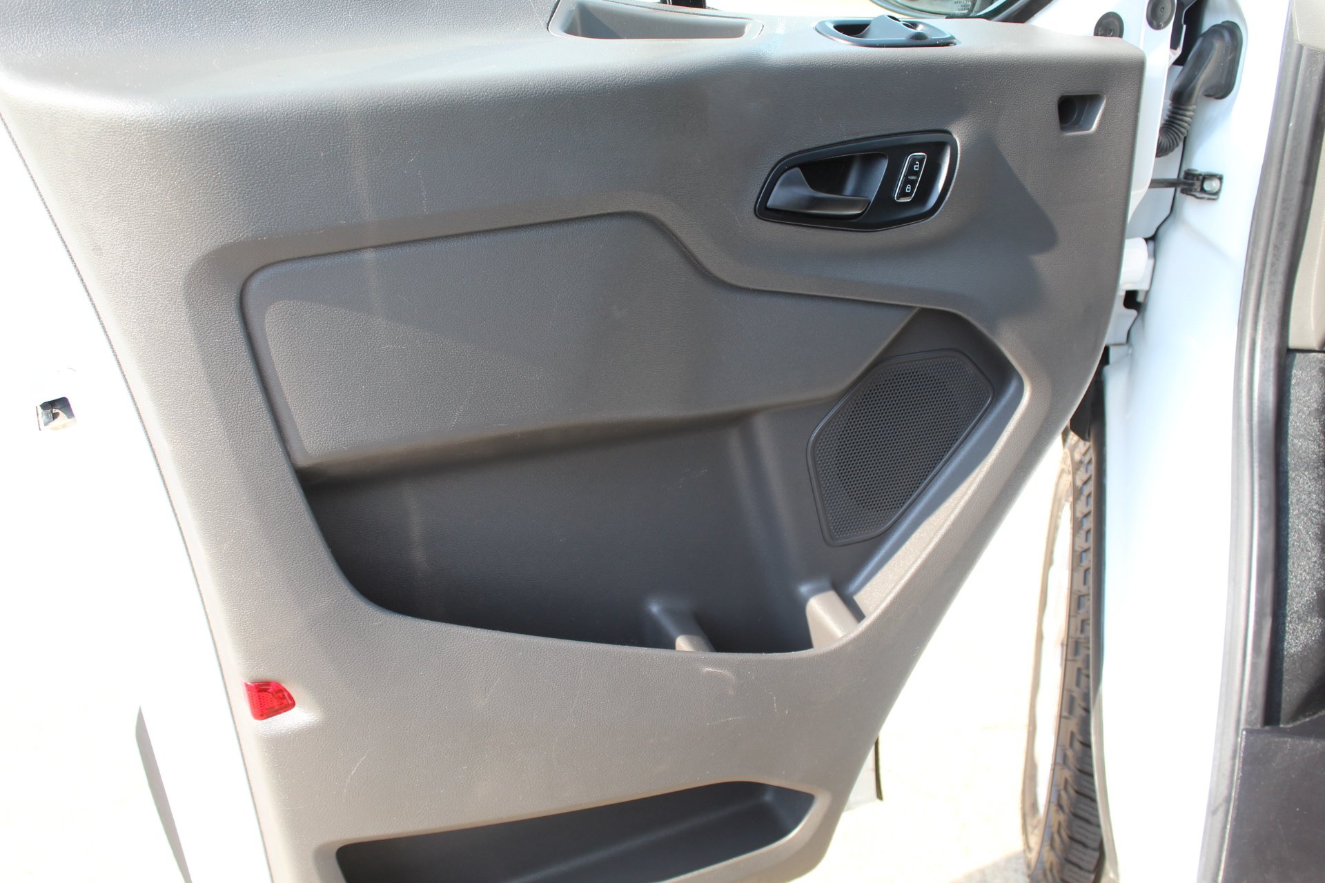 Used 2025 Ford Transit 250 Low Roof w/ Exterior Upgrade Package RWD image 26