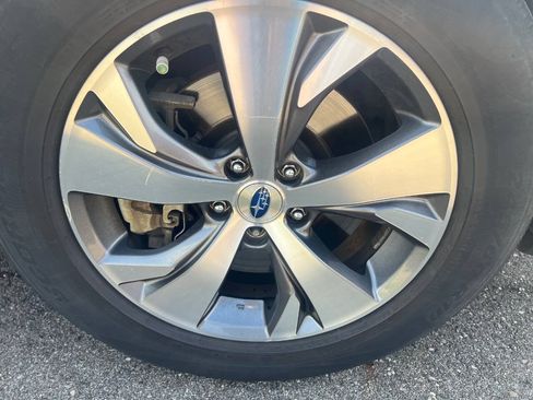 Used 2019 Subaru Ascent Premium AWD/4WD image 27