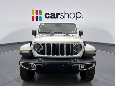 Used 2024 Jeep Wrangler Unlimited Sahara w/ Technology Group image 8
