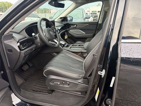 Certified 2026 Acura MDX SH-AWD w/ Advance Package image 7