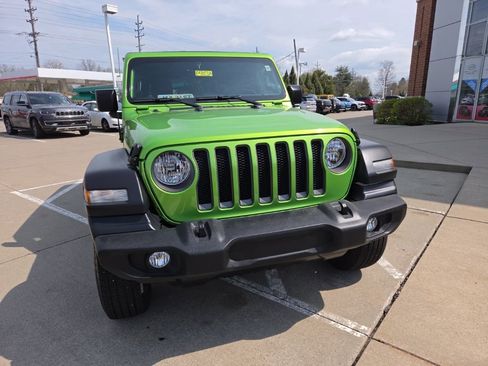 Used 2019 Jeep Wrangler Unlimited Sport S image 4