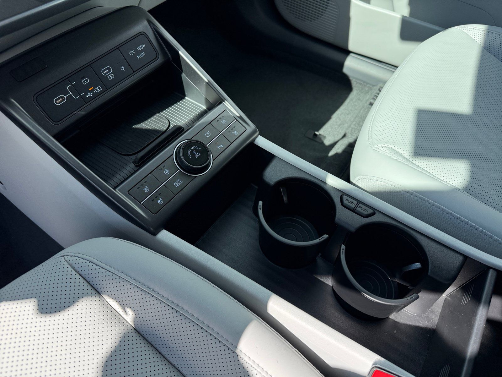 New 2026 Hyundai Kona Limited AWD/4WD image 14