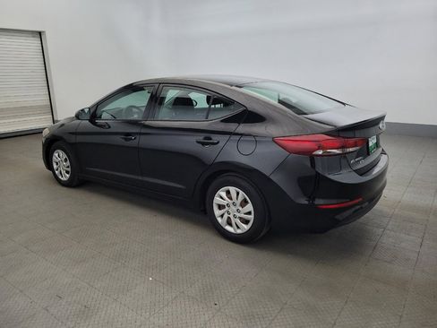 Used 2018 Hyundai Elantra SE FWD image 3