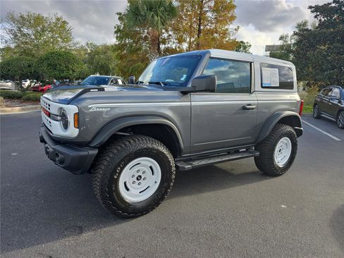 Used 2024 Ford Bronco Heritage Edition image 6