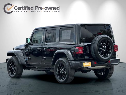Certified 2025 Jeep Wrangler Unlimited Sahara w/ Safety Group AWD/4WD image 6