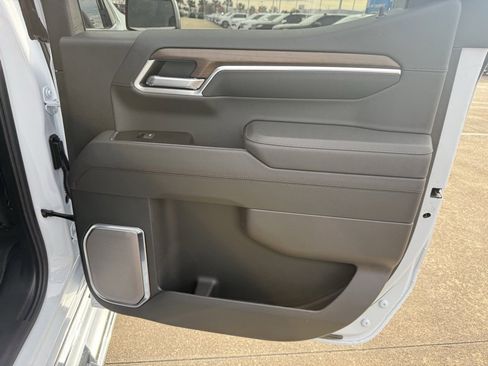 New 2026 Chevrolet Silverado 1500 High Country w/ High Country Premium Package image 41