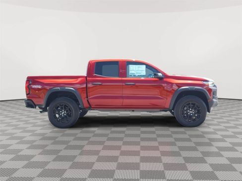 New 2026 Chevrolet Colorado Trail Boss AWD/4WD image 2