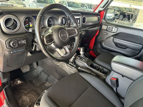 Used 2022 Jeep Wrangler Unlimited Rubicon 4xe image 14