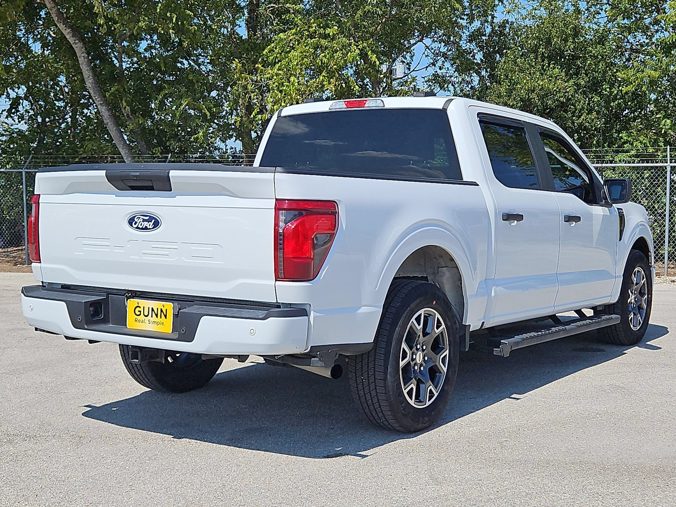 Used 2024 Ford F150 STX RWD image 3