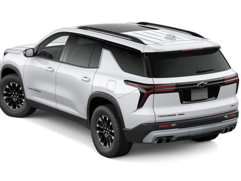 New 2026 Chevrolet Traverse Z71 w/ Driver Confidence Package AWD/4WD image 4
